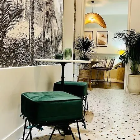 Luxury 2br, 300m From Eiffel Tower & Rue Cler Area Parigi