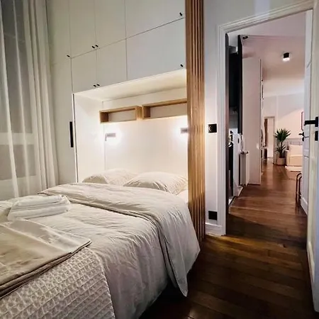 Luxury 2br, 300m From Eiffel Tower & Rue Cler Area *
