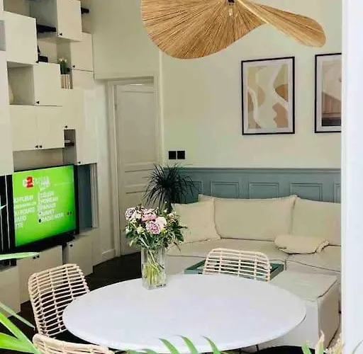 Luxury 2br, 300m From Eiffel Tower & Rue Cler Area Paříž